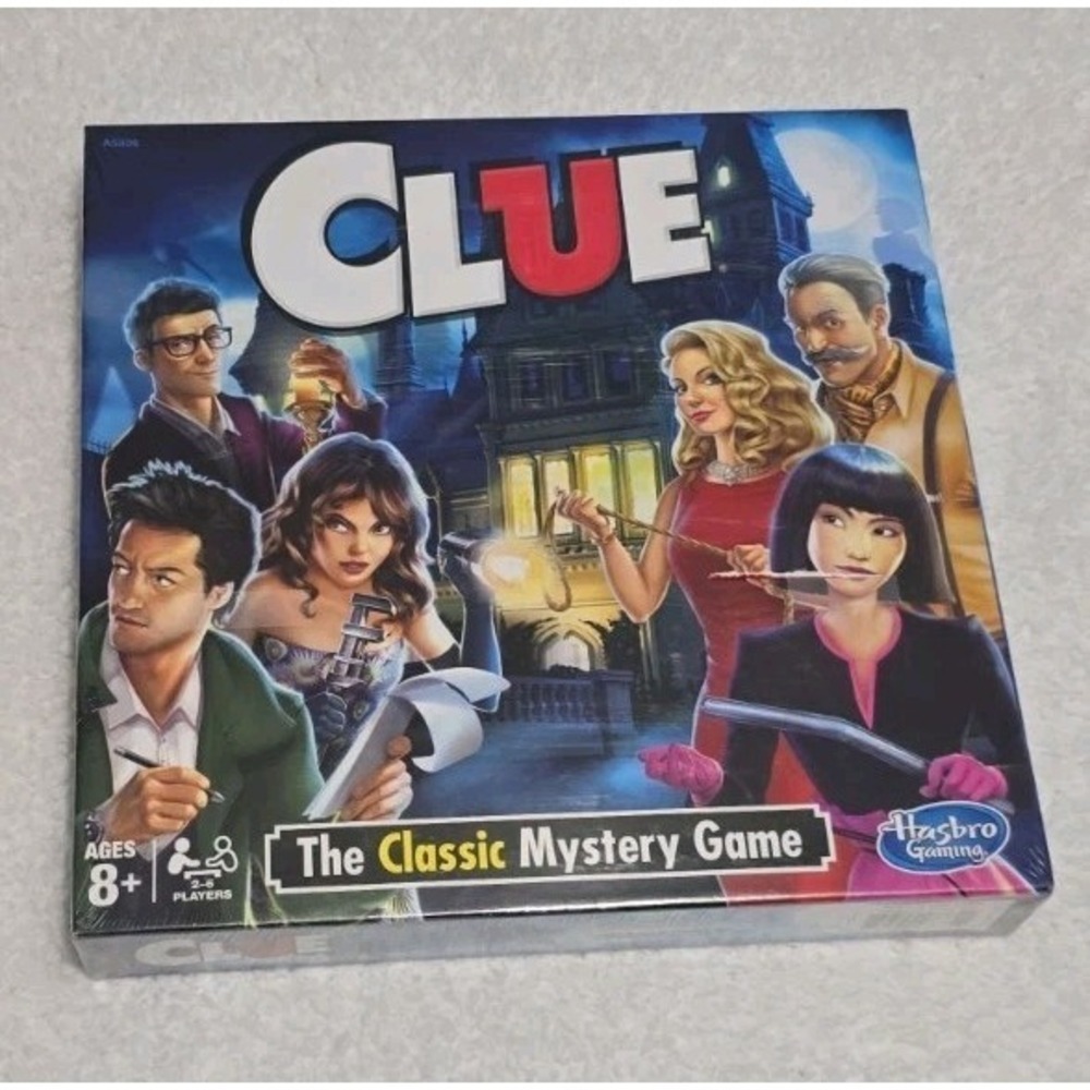 Clue - The Classic Mystery Board Game w Amazon Alexa as Ghost Of Mrs. White